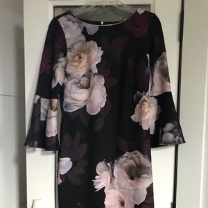 Calvin Klein Bell Sleeve Floral Dress Size 8
